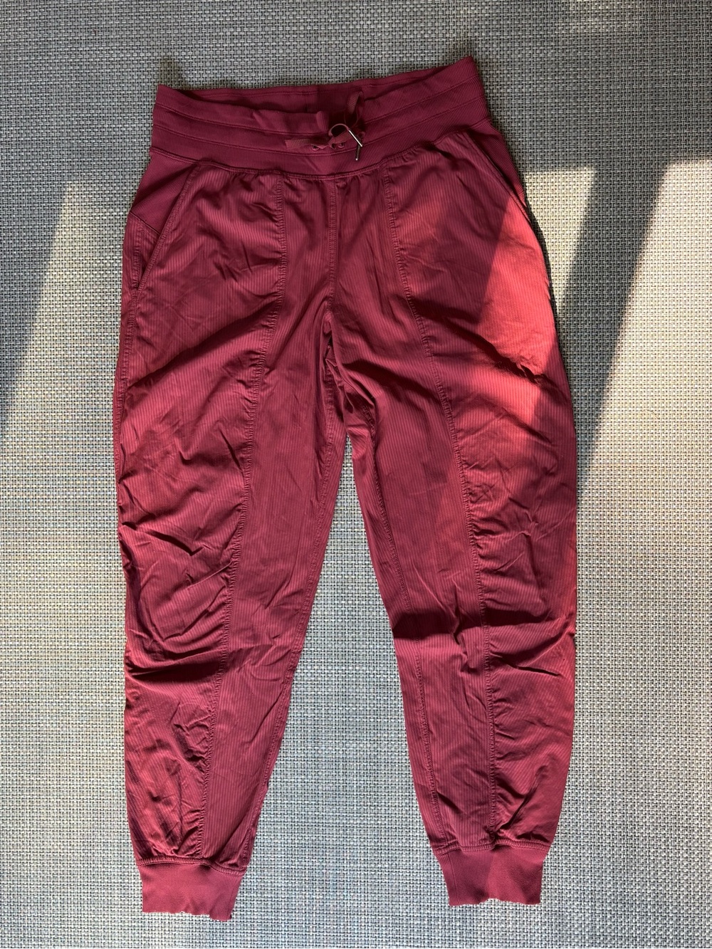 Lululemon Athletica Women's lightweight Joggers